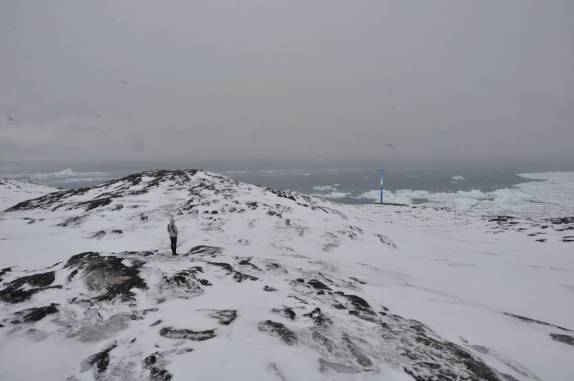 Maravilhada com a vastidão branca ao redor de Ilulissat, na Groelândia